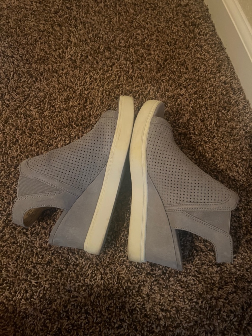 Perforated Open-Toe Wedge Sneakers in Light Gray - Picture 6 of 6